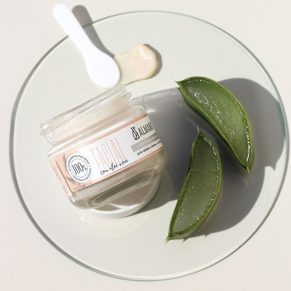 Creme hidratante facial com aloe vera